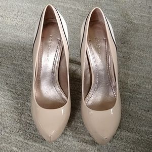 Beautiful two-tone nude heels